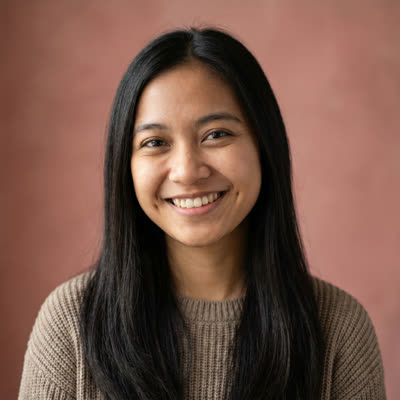 Nadia, Mahasiswi